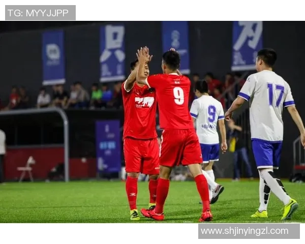 南京足球队在奥运会上的默契配合与精彩表现分析 南京足球队在奥运会上的默契配合与精彩表现分析