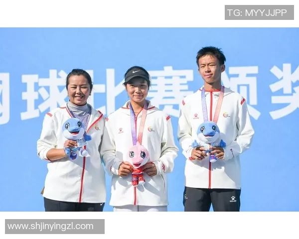 杭州网球队与成都网球队赛后复盘灵活性分析与战术对比 杭州网球队与成都网球队赛后复盘灵活性分析与战术对比